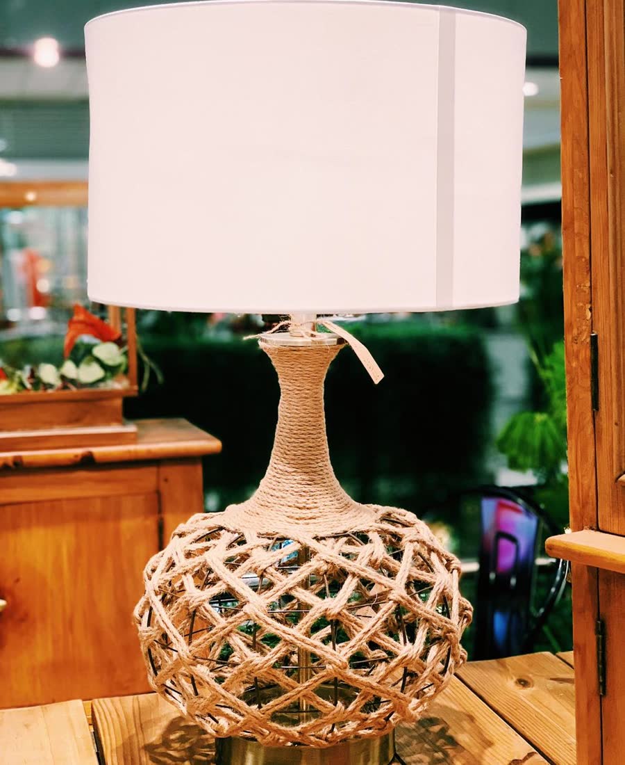 Muebles y objetos decorativos a la venta